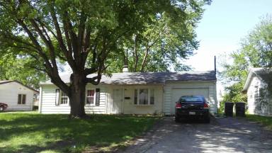 Main picture of 72 W Adams Dr