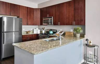 Main picture of 700 S Clark St Apartments