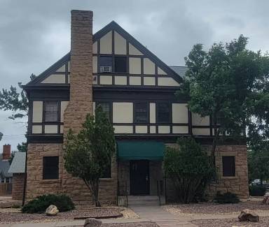 Main picture of 902 Greenwood Ave