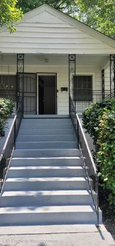 Main picture of 2837 Blount St