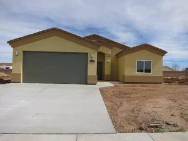 Main picture of 4782 N Anthony Ave