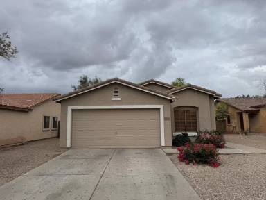 Main picture of 3110 S 100th Ln