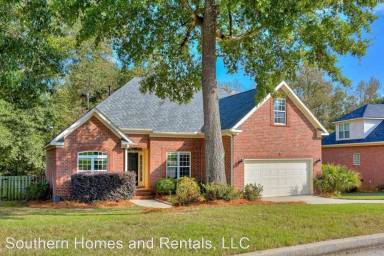 Main picture of 2020 Helmsdale Ln
