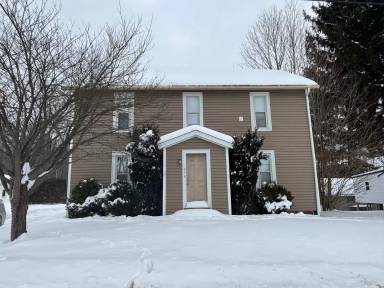 Main picture of 638 N Broad Street Ext