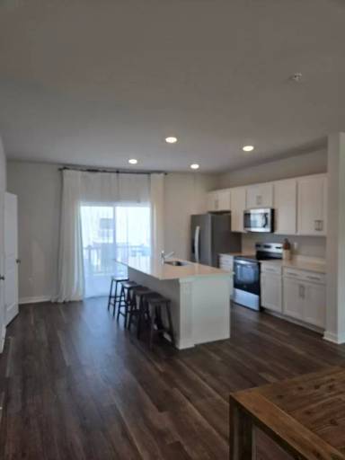Main picture of 519 Swift Heron Ave