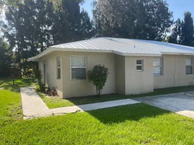 Main picture of 310 S 14th St
