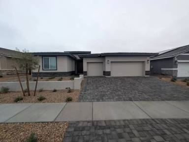 Main picture of 1039 Forest Falcon Dr