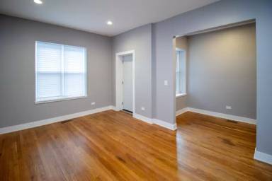 Main picture of 5310 S Harper Ave