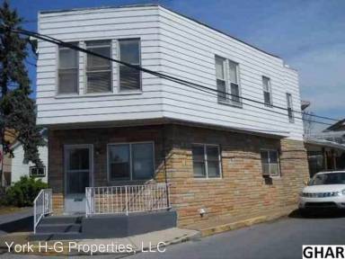 Main picture of 2700 Elm St