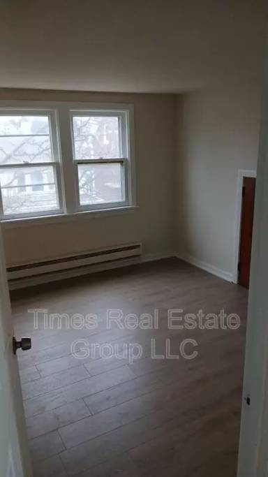Main picture of 40 Beech St