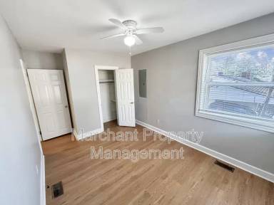 Main picture of 37 Pacific Ave
