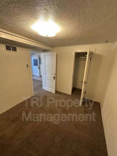Main picture of 2224 9th Ave