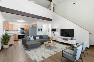 Main picture of Legacy Lofts - 3115