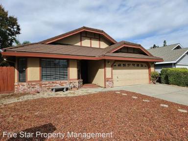 Main picture of 2021 Stracker Way