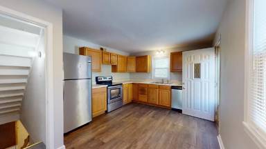 Main picture of 3101 Lincoln Way