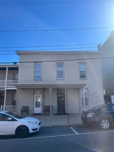 Main picture of 16-18 S Mulberry St