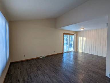 Main picture of 6310 Bettys Ln