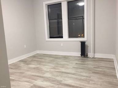 Main picture of 5300 Palisade Ave