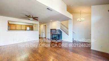 Main picture of 724 W Jasmine Cir