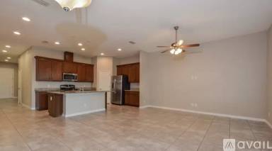 Main picture of 800 Grand Hilltop Dr
