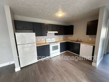 Main picture of 940 S 27th St