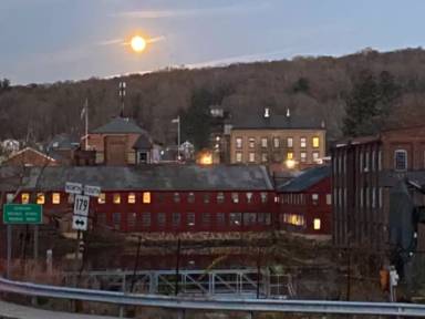 Main picture of 54 Bridge St