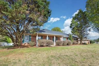Main picture of 106 Smith Vasser Rd