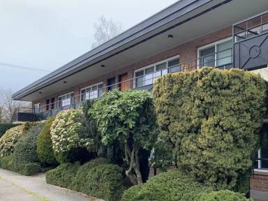 Main picture of 5656 Fauntleroy Way SW - 9