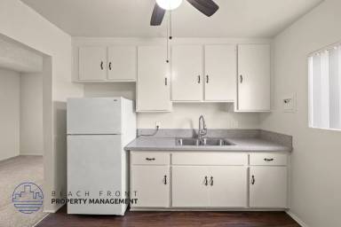 Main picture of 900 N Wilmington Blvd