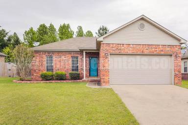 Main picture of 8 Dallas Ln