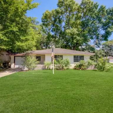 Main picture of 3419 Avenue B