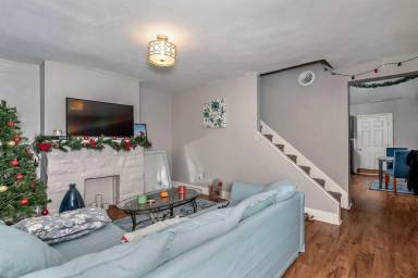Main picture of 1411 Bingham St