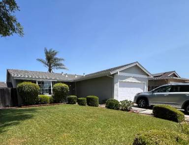 Main picture of 341 Avenida Pinos