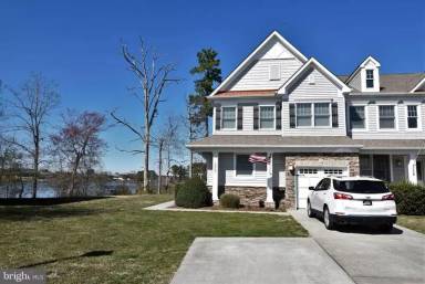 Main picture of 10060 Iron Pointe Drive Ext