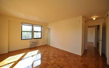 Main picture of 8301 Bay Pkwy
