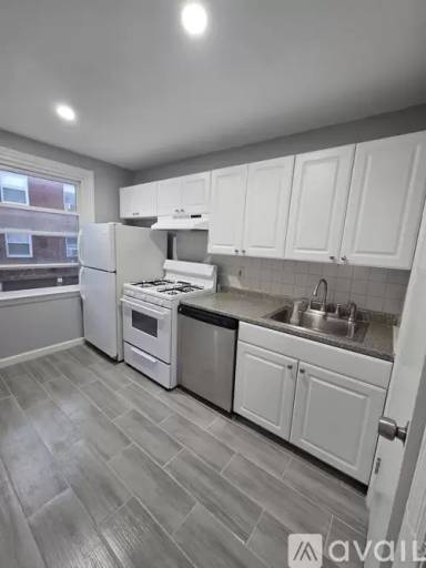 Main picture of 6338 Gardenia St