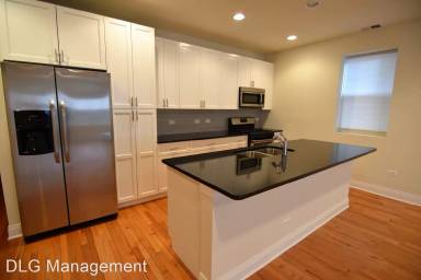 Main picture of 6453 N Newgard Ave