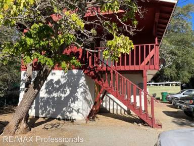 Main picture of 2735 Lakeside Dr