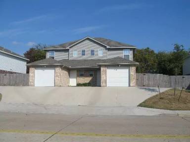 Main picture of 7700-18 Downe Dr