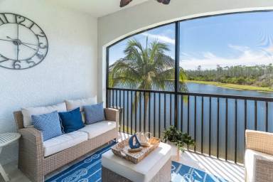 Main picture of 9731 Acqua Ct