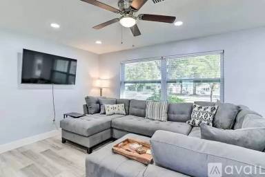 Main picture of 1806 Vancouver Dr