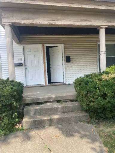 Main picture of 277 E Main St
