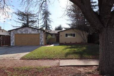 Main picture of 1086 Springfield Dr