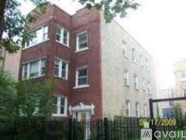 Main picture of 6210 N Mozart St