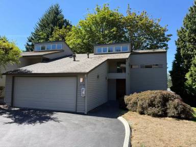 Main picture of 10009 NE 115th Ln