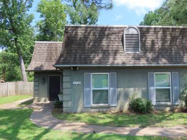 Main picture of 3732 Colony Park Dr