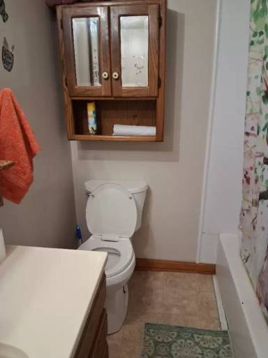 Main picture of 106 Shaker Dr