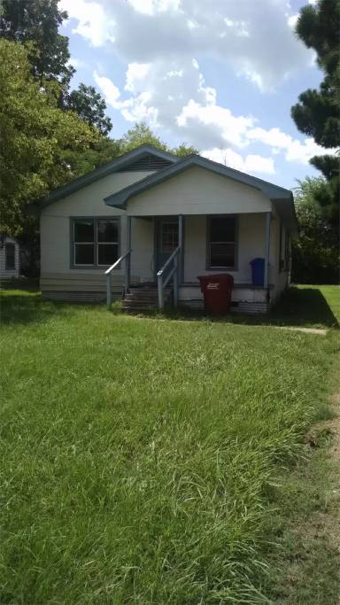 Main picture of 110 Olive St