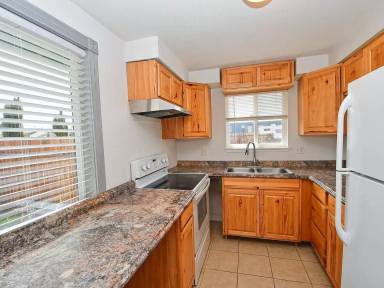 Main picture of 10005 Sagewood Dr