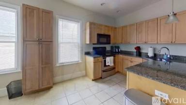 Main picture of 124 Cedar St